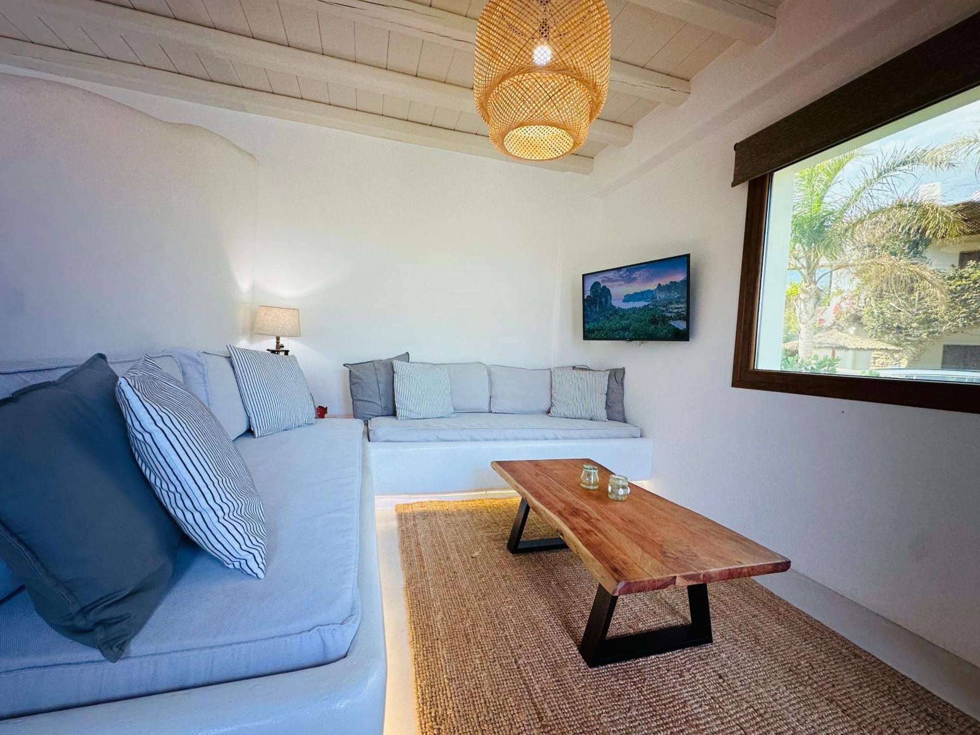 Divers House Agrari  Exteriör bild